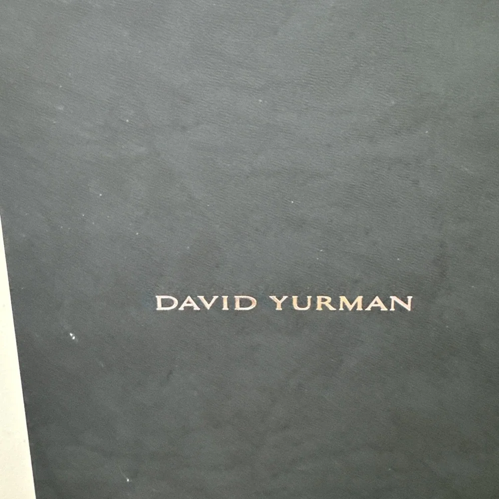 David Yurman Empty Gray/Black Leather extra Large necklace case